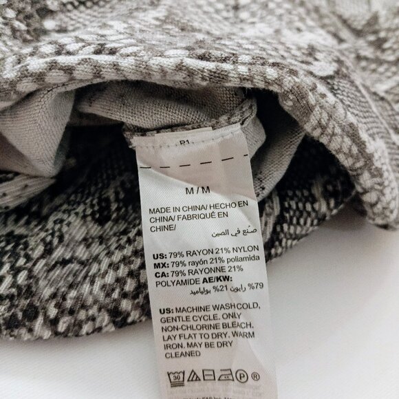 WHITE HOUSE BLACK MARKET Snakeskin Print Cardigan Sweater. Size M - Picture 7 of 7